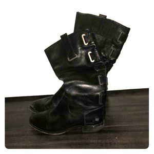 Black boots with silver details